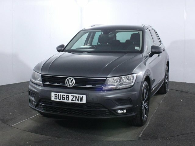 Volkswagen Tiguan 1.4 Tsi Se Navigation Suv Dsg 4Motion E BU68ZNW Grey #3