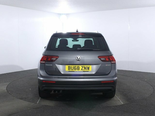 Volkswagen Tiguan 1.4 Tsi Se Navigation Suv Dsg 4Motion E BU68ZNW Grey #6