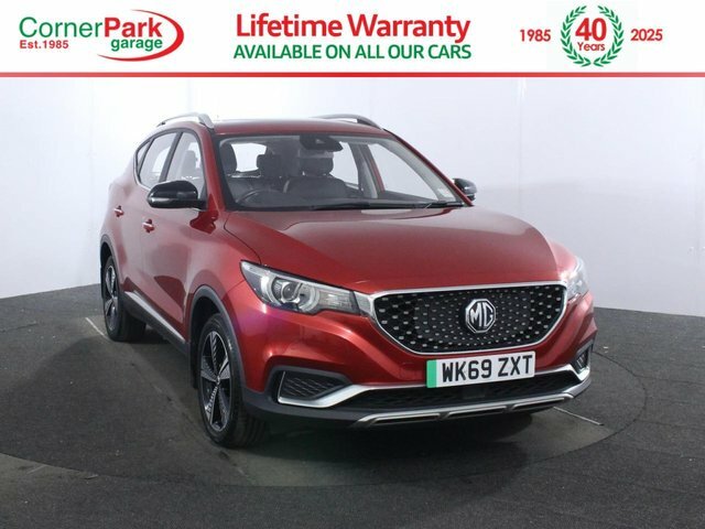 MG ZS 44.5Kwh Exclusive Suv 143 Ps Red