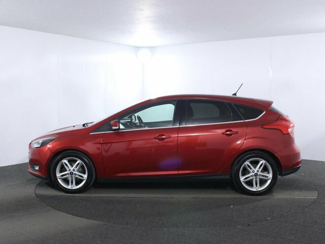 Ford Focus 1.0T Ecoboost Zetec Edition Hatchback M VE67PBX Red #4