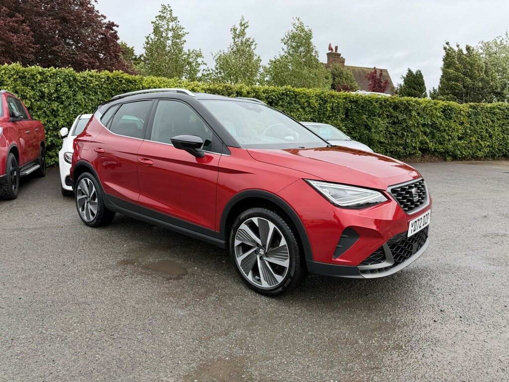 Seat Arona Suv 1.5 Tsi Fr Sport 2022 Red