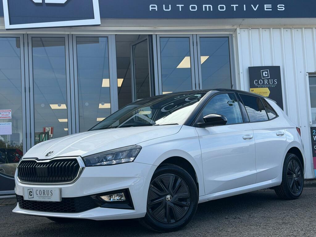 Skoda Fabia Hatchback 1.0 Mpi Colour Edition Euro 6 Ss White