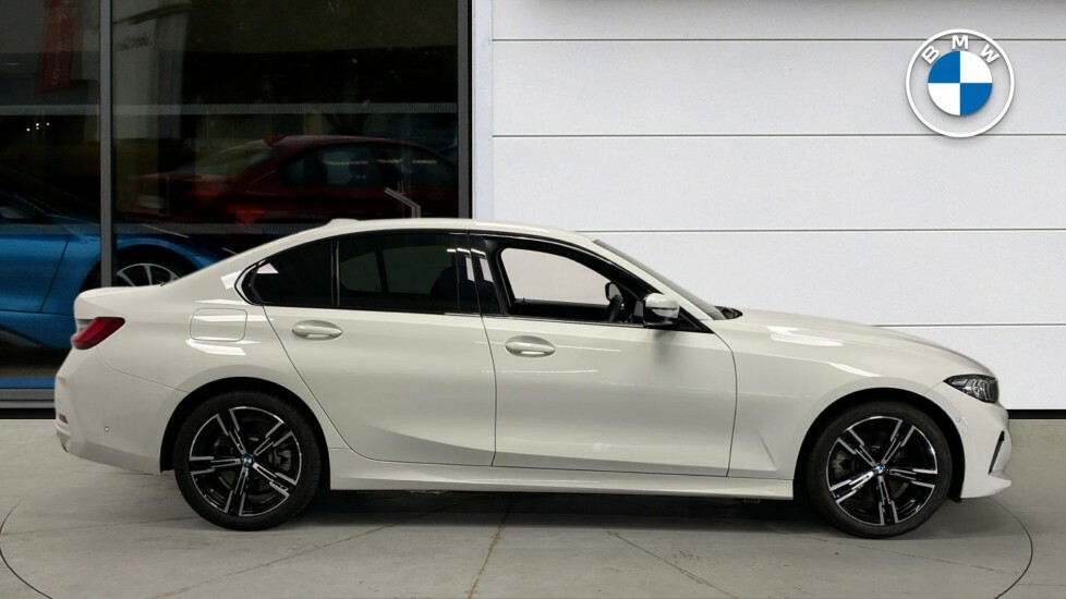 BMW 3 Series 330E Sport Saloon YB25FHV White #3