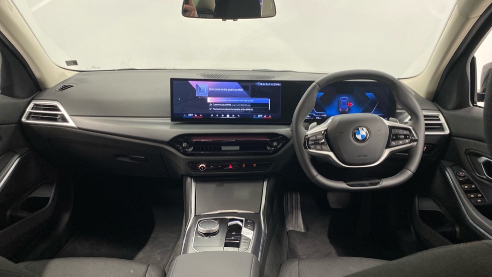 BMW 3 Series 320I Sport Saloon YC25VEM Black #4