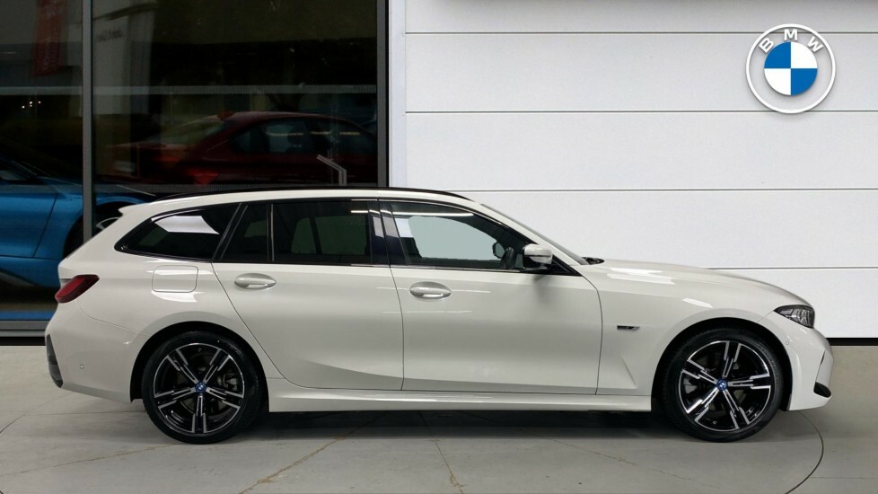 BMW 3 Series 330E M Sport Touring NG72CSU White #3