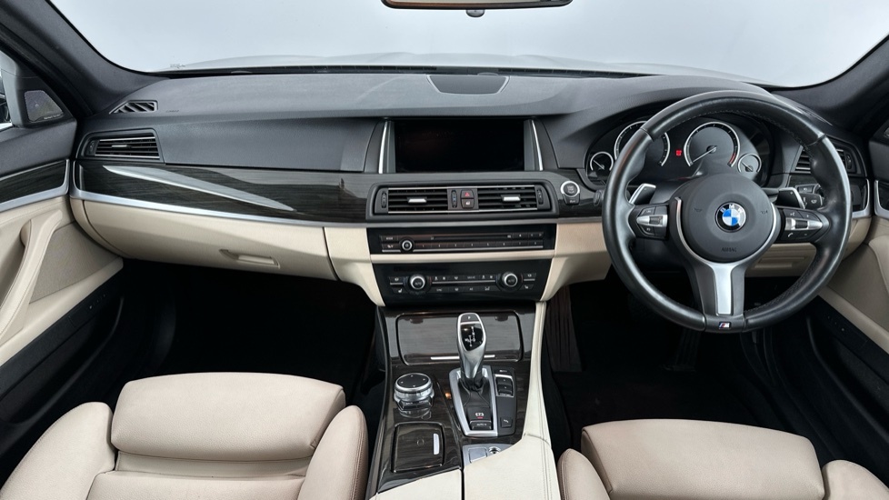BMW 5 Series 530D M Sport Saloon VE66KZU Grey #4