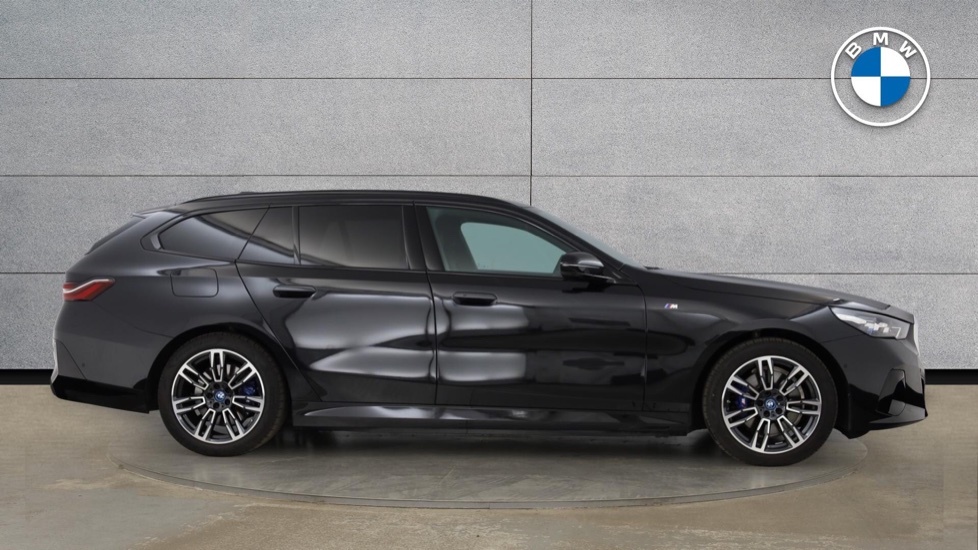 BMW 5 Series 530E M Sport Touring YH75WXW Black #3