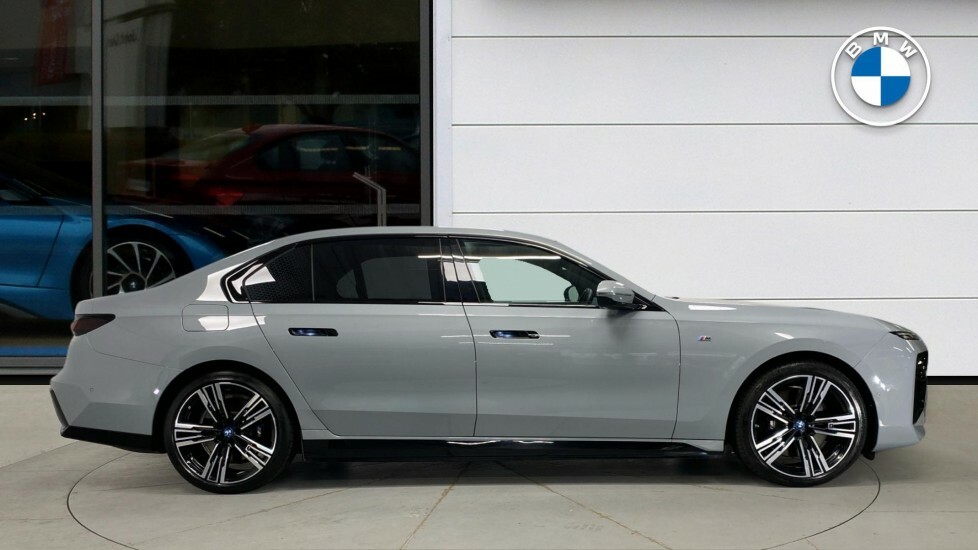 BMW i7 I7 Xdrive60 M Sport Grey #3