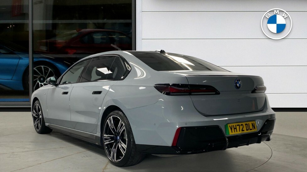 BMW i7 I7 Xdrive60 M Sport Grey #2