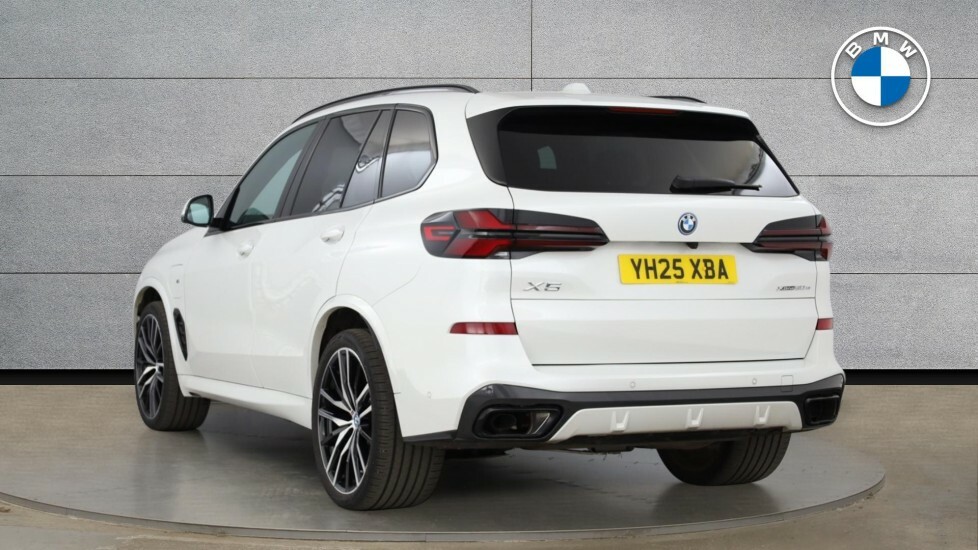 BMW X5 X5 Xdrive50e M Sport YH25XBA White #2