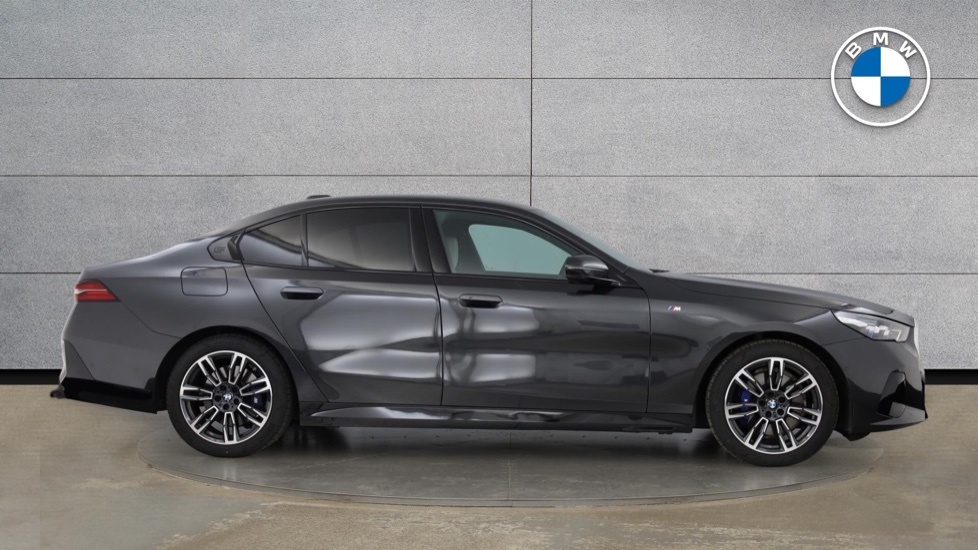 BMW 5 Series 520I M Sport Saloon YH75HTJ Grey #3