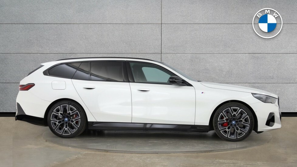 BMW i5 I5 M60 Xdrive Touring White #3