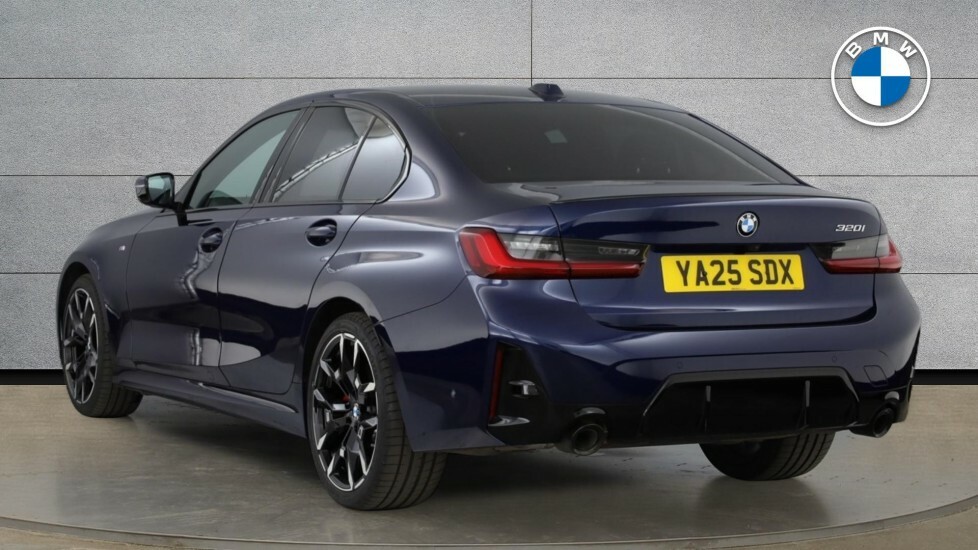 BMW 3 Series 320I M Sport Saloon YA25SDX Blue #2