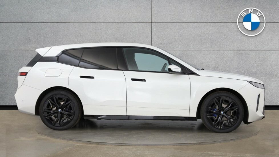 BMW iX Ix Xdrive60 M Sport YA25MXP White #3