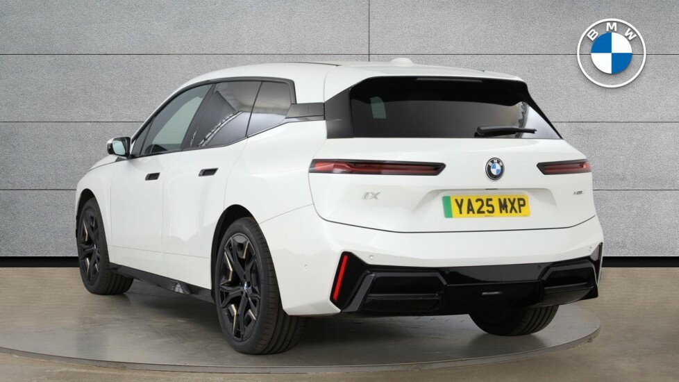 BMW iX Ix Xdrive60 M Sport YA25MXP White #2