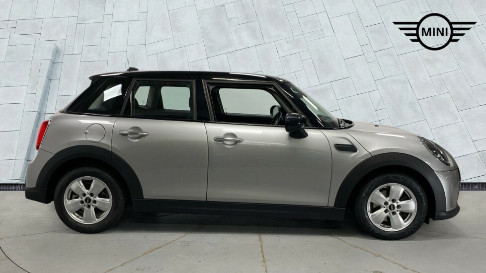 Mini Hatch 5-Door Hatch Cooper Classic VO72ULU Silver #3