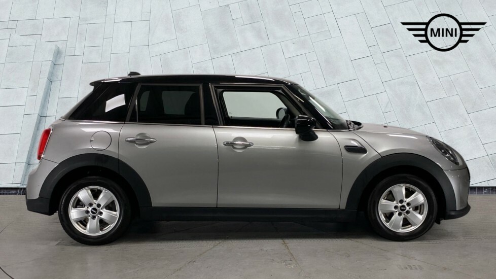 Mini Hatch 5-Door Hatch Cooper Classic BW73FKL Silver #3