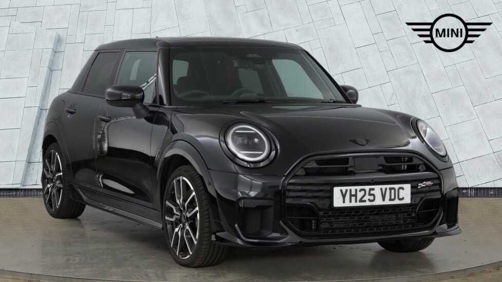 Mini Hatch Cooper C Black
