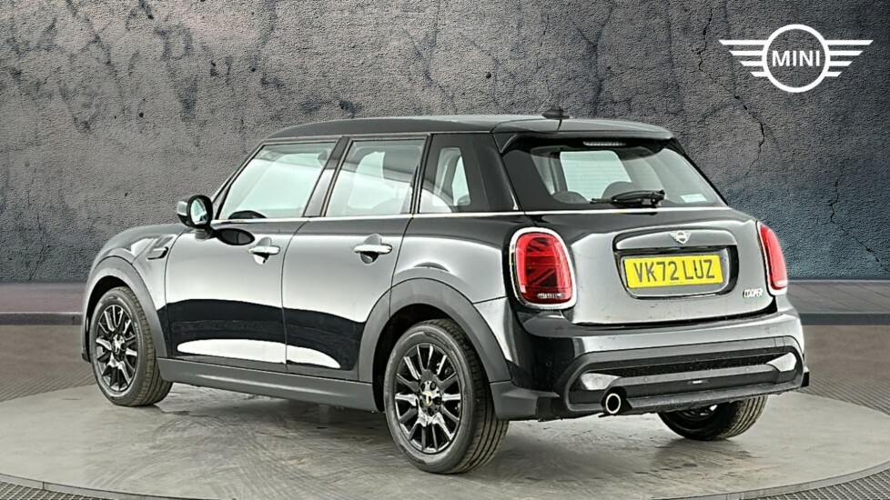 Mini Hatch 5-Door Hatch Cooper Classic VK72LUZ Black #2