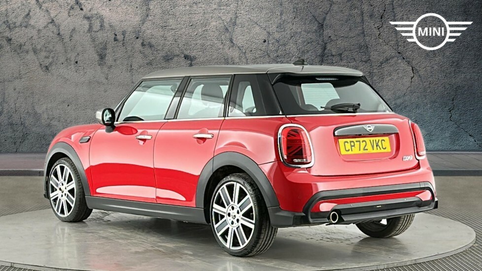 Mini Hatch 5-Door Hatch Cooper Exclusive CP72VKC Red #2