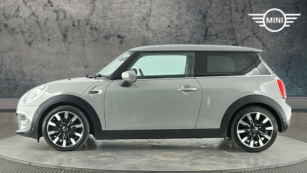 Mini Hatch 3-Door Hatch Cooper Exclusive YG70JWK Grey #3