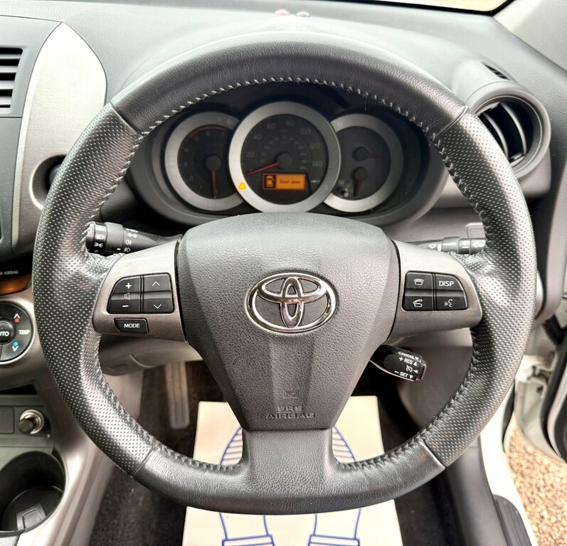 Toyota Rav 4 2.2 D-4d Xt-r Suv 4Wd Euro 5 15 White #6