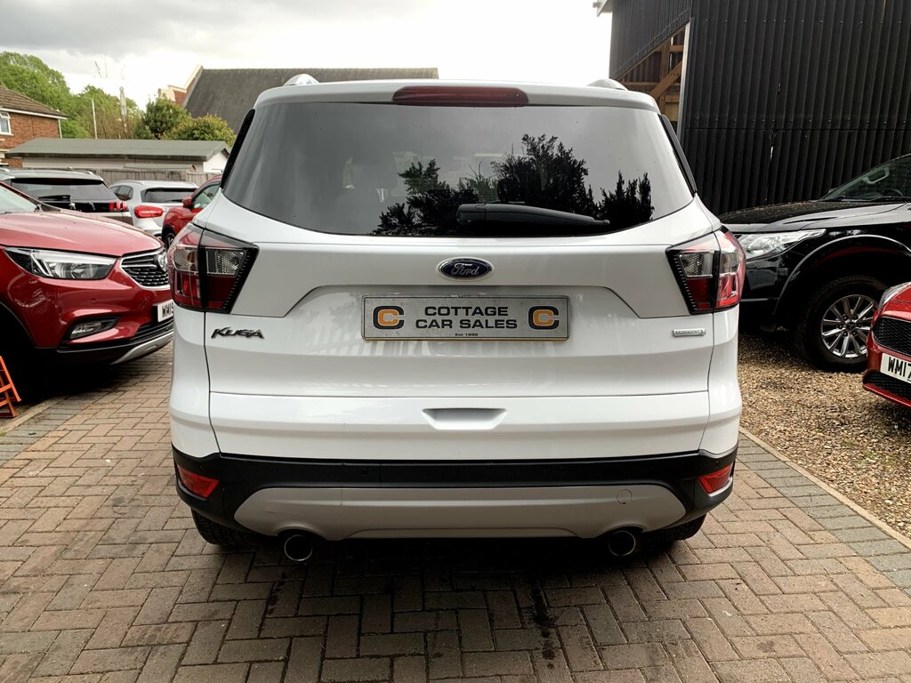 Ford Kuga 1.5T Ecoboost Titanium Suv Awd Eur EY68UKP White #4