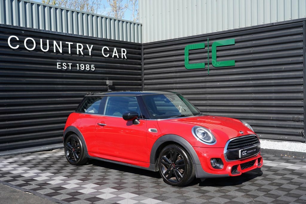 Mini Hatch 1.5 Cooper Sport Steptronic Euro 6 Ss Red