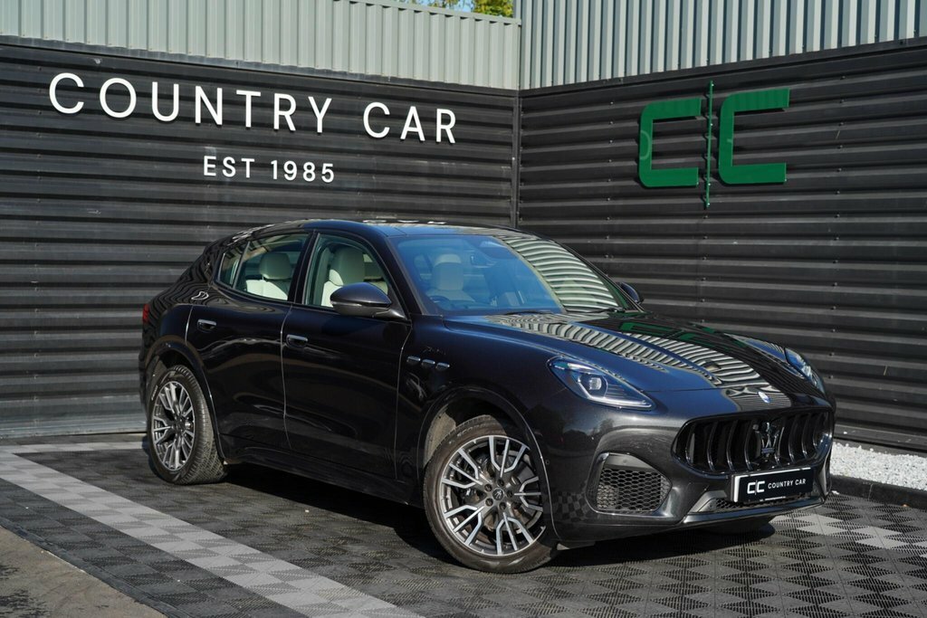 Maserati Grecale 2.0 Mhev Modena Zf 4Wd Euro 6 Ss Black