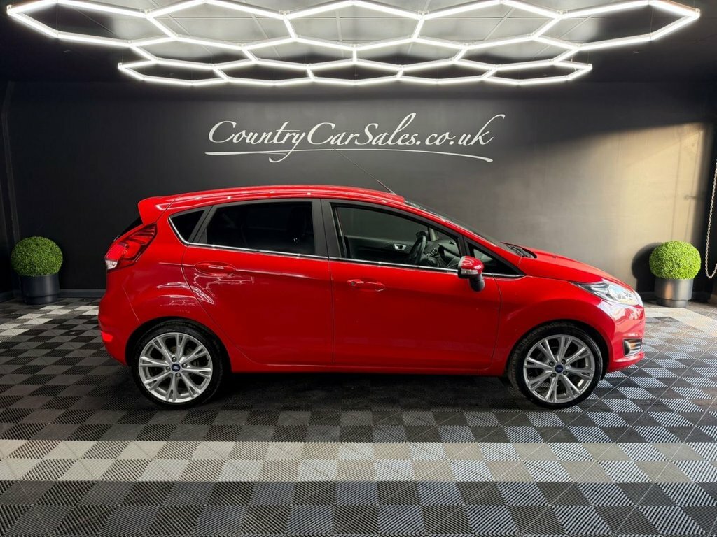 Ford Fiesta 1.0T Ecoboost Titanium Hatchback Red