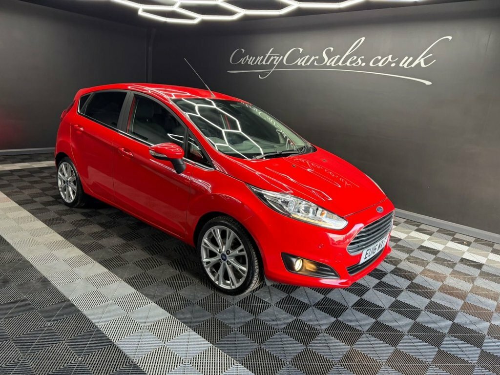 Ford Fiesta 1.0T Ecoboost Titanium Hatchback EU16WXT Red #2