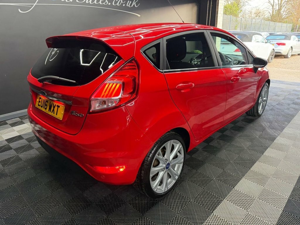 Ford Fiesta 1.0T Ecoboost Titanium Hatchback EU16WXT Red #4