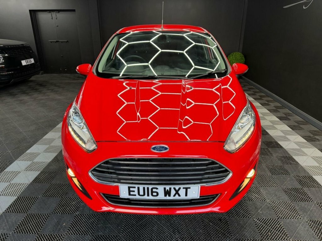 Ford Fiesta 1.0T Ecoboost Titanium Hatchback EU16WXT Red #5