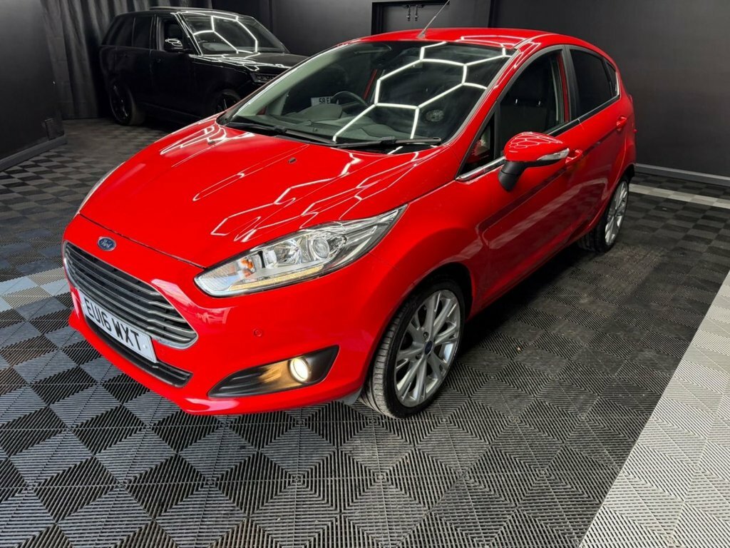 Ford Fiesta 1.0T Ecoboost Titanium Hatchback EU16WXT Red #3