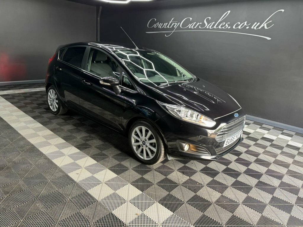 Ford Fiesta 1.0T Ecoboost Titanium Hatchback Black #2