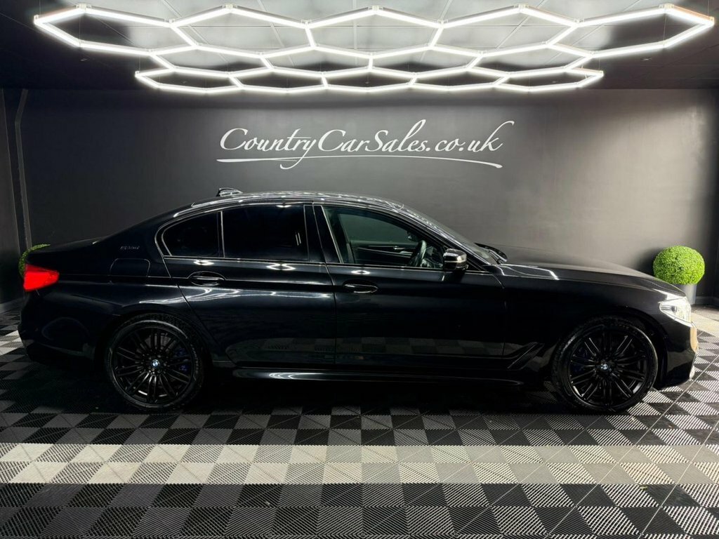 BMW 5 Series 2.0 530E 9.2Kwh M Sport Saloon Plug-in Black
