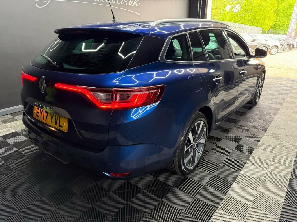 Renault Megane 1.5 Dci Dynamique S Nav Sport Tourer Ma EY17YVL Blue #4