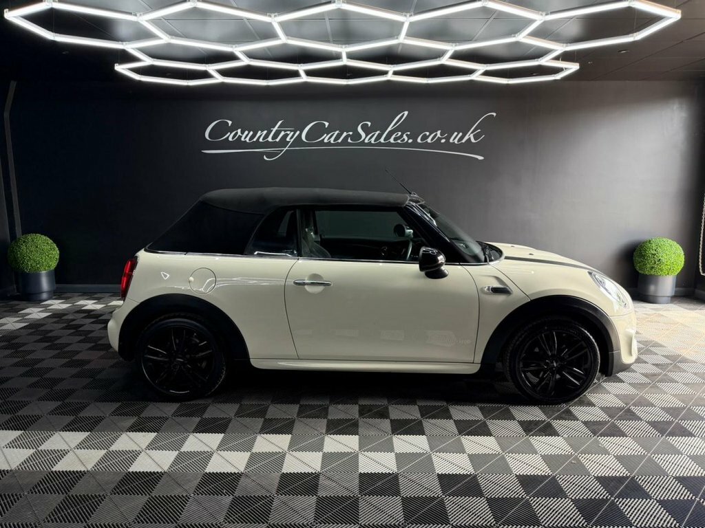 Mini Convertible 1.5 Cooper Sport Convertible Eur KT68VUK White #2