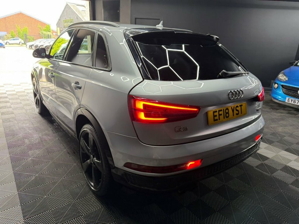 Audi Q3 1.4 Tfsi Cod Black Edition Suv S Tronic EF18YST Silver #5