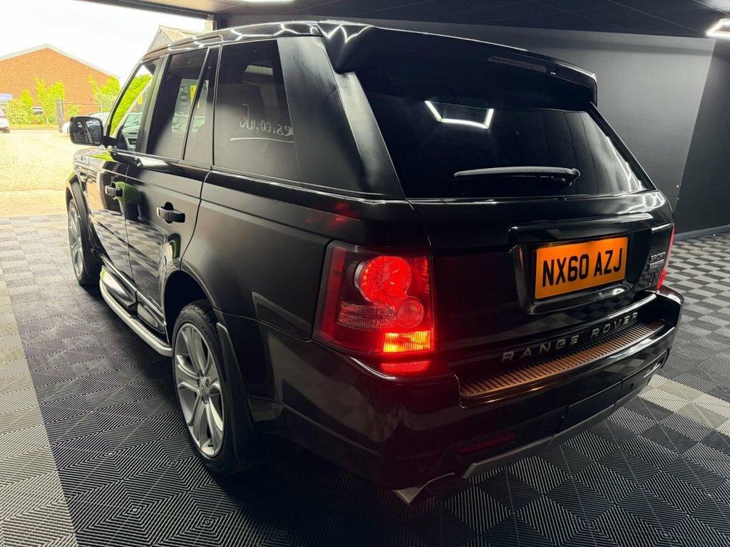 Land Rover Range Rover Sport 3.0 Td V6 Hse Suv Commandshift 4Wd Euro Black #4