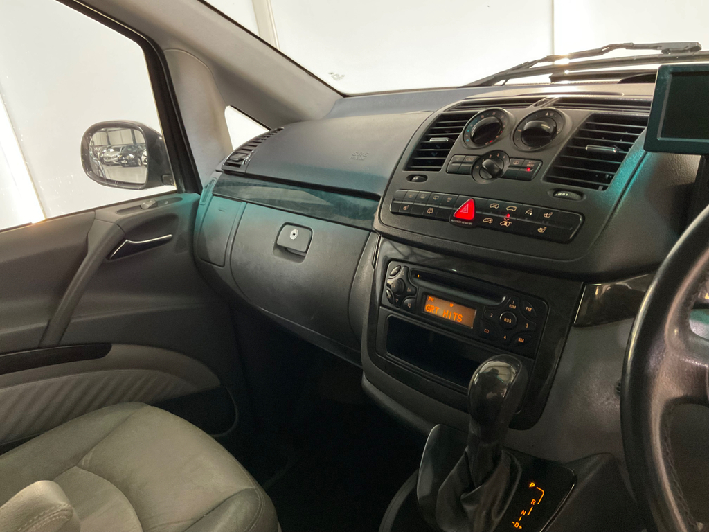Mercedes-Benz Viano 3.7 Extra Long Ambiente 231 Bhp Silver #17