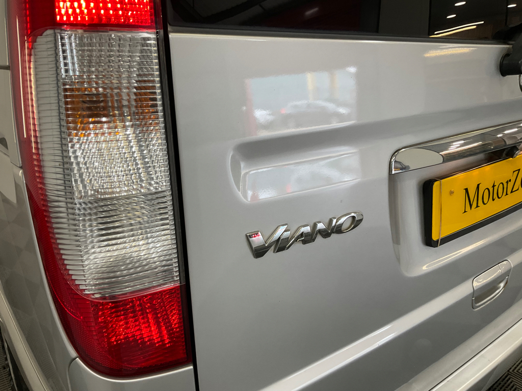 Mercedes-Benz Viano 3.7 Extra Long Ambiente 231 Bhp Silver #23