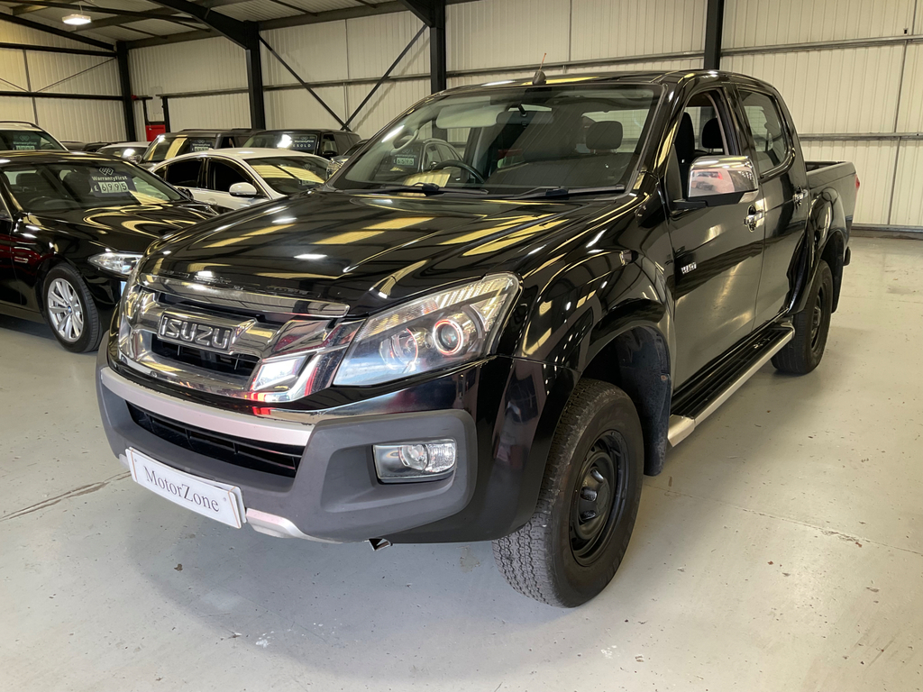 Isuzu D-Max 2.5 Td Yukon Pickup 4X4 194 Gk Black #3