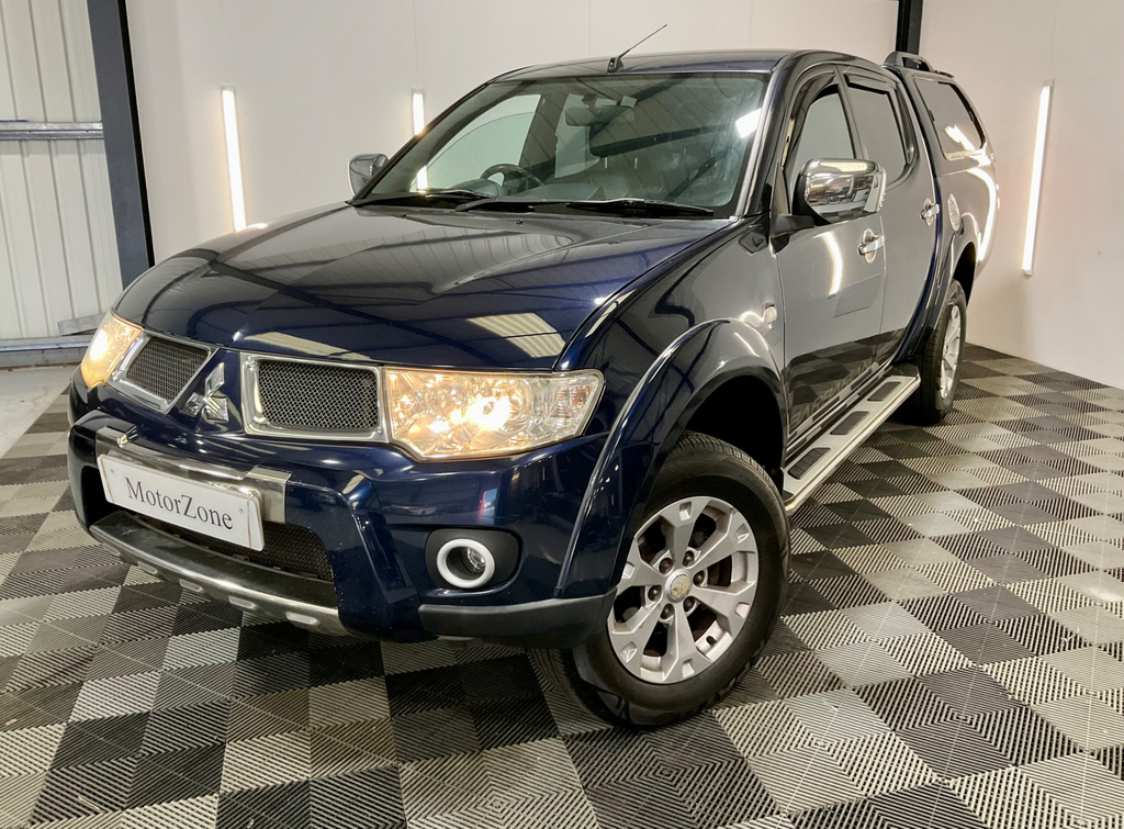 Mitsubishi L200 2.5 Di-d Barbarian Pickup Double Cab Ma Blue