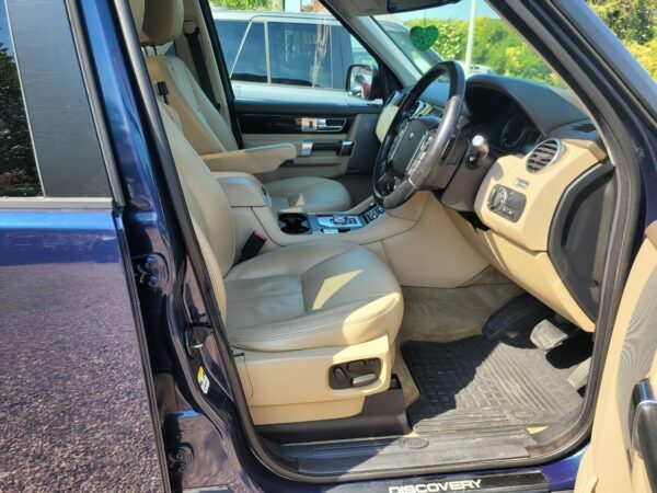 Land Rover Discovery Hse Sdv6 OY13TKK Blue #6