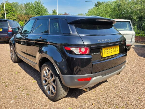 Land Rover Range Rover Evoque 2.2 Sd4 Pure 4Wd FE63STX Black #2