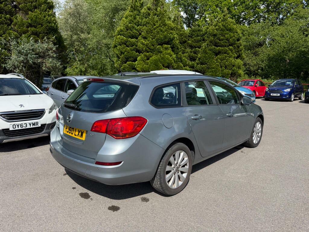 Vauxhall Astra 1.7 Cdti Ecoflex Exclusiv Sports Tourer Euro 5 Silver #3