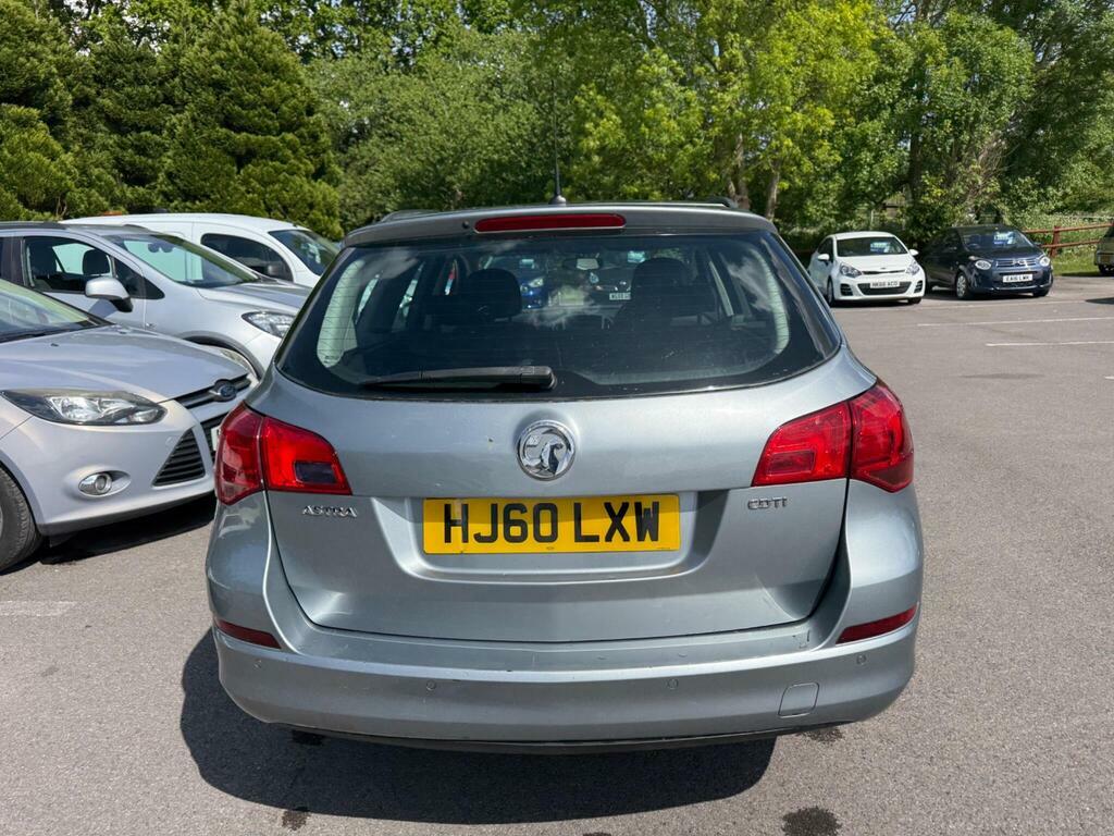 Vauxhall Astra 1.7 Cdti Ecoflex Exclusiv Sports Tourer Euro 5 Silver #4