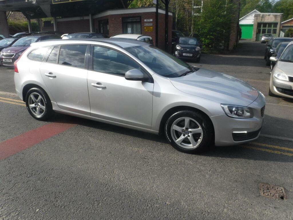 Volvo V60 2.0 D4 Business Edition Euro 6 S S WP66OVB Silver #5