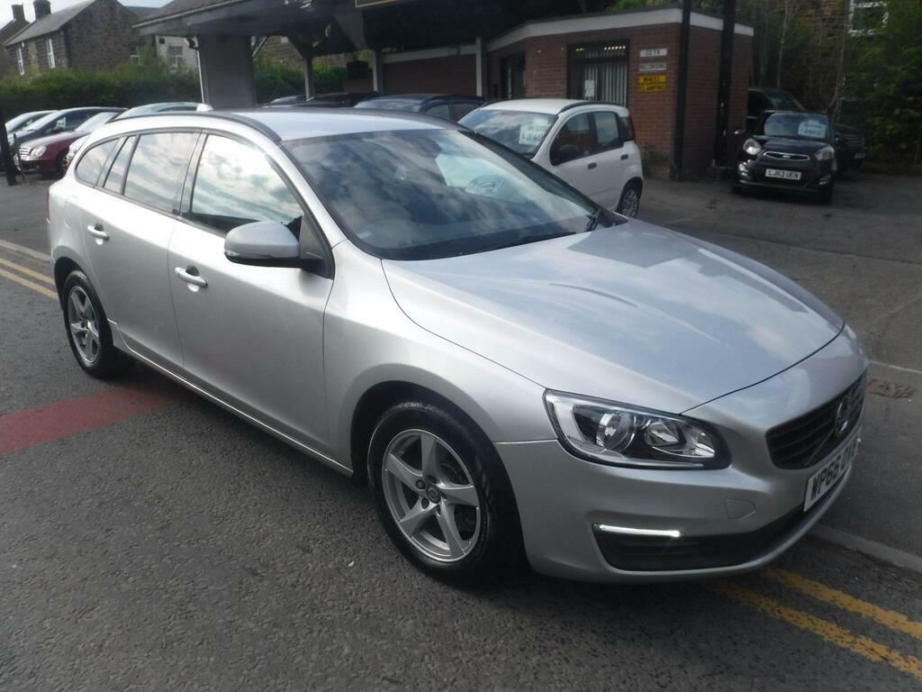 Volvo V60 2.0 D4 Business Edition Euro 6 S S WP66OVB Silver #3
